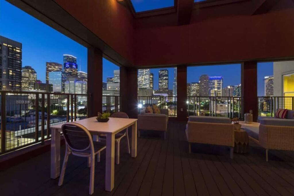 Luxury Apartment With King Bed And Pool And Free Parking 4 Houston Dış mekan fotoğraf